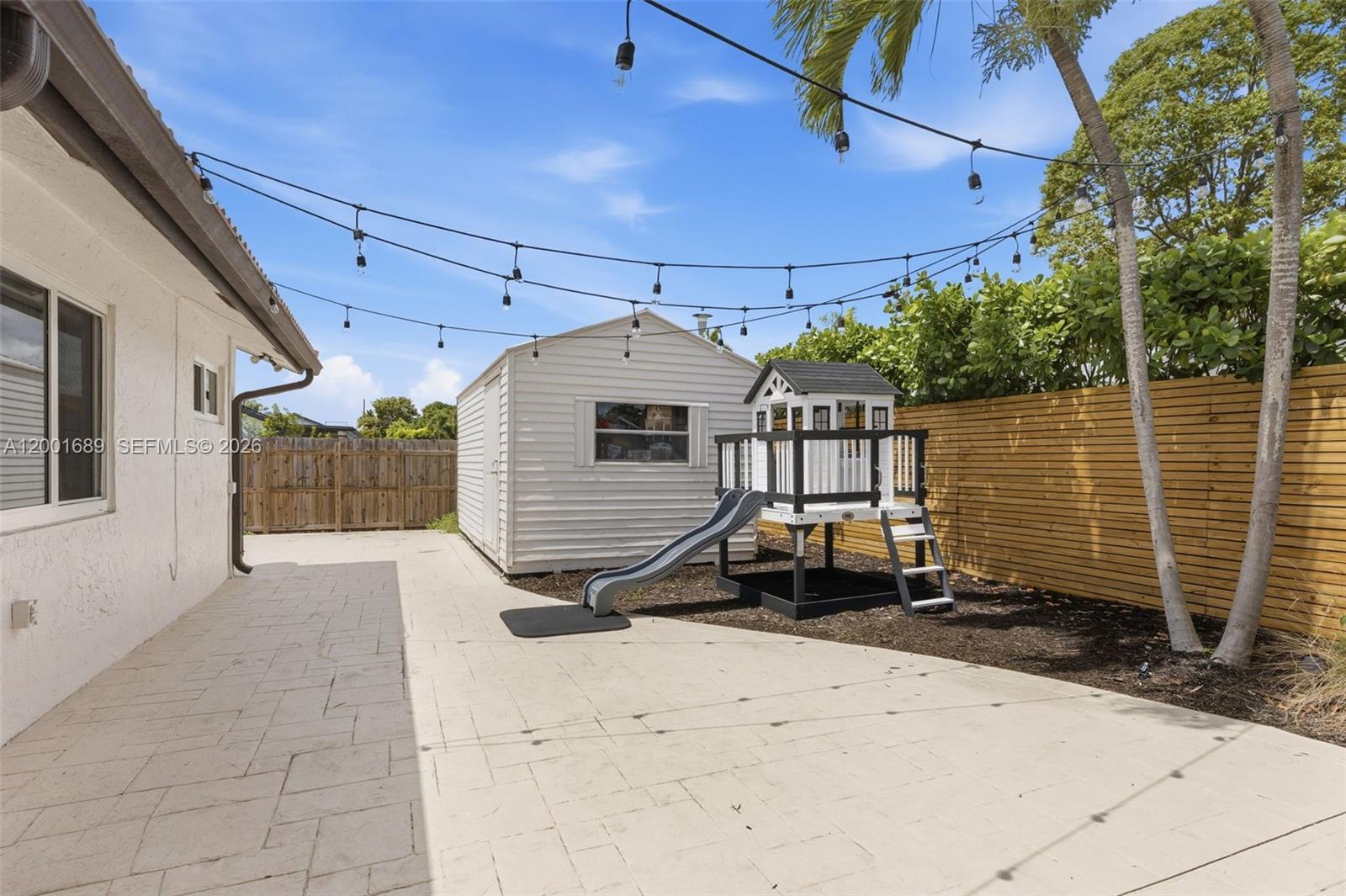 LIMEWOOD GROVE - Residential