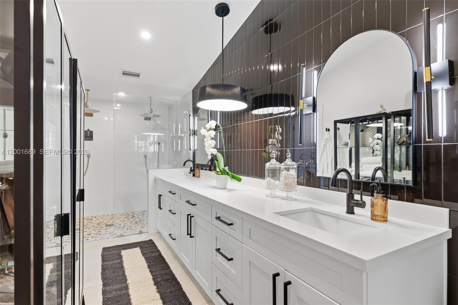 LIMEWOOD GROVE - Residential