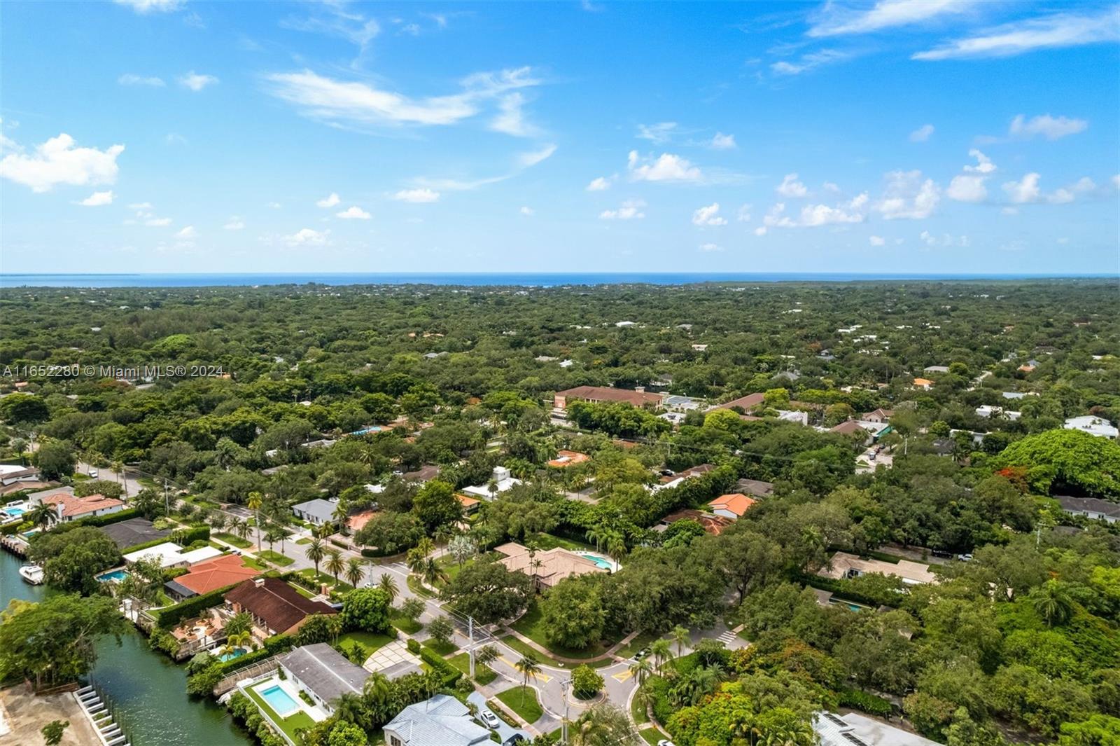 CORAL GABLES RIVIERA SEC - Residential