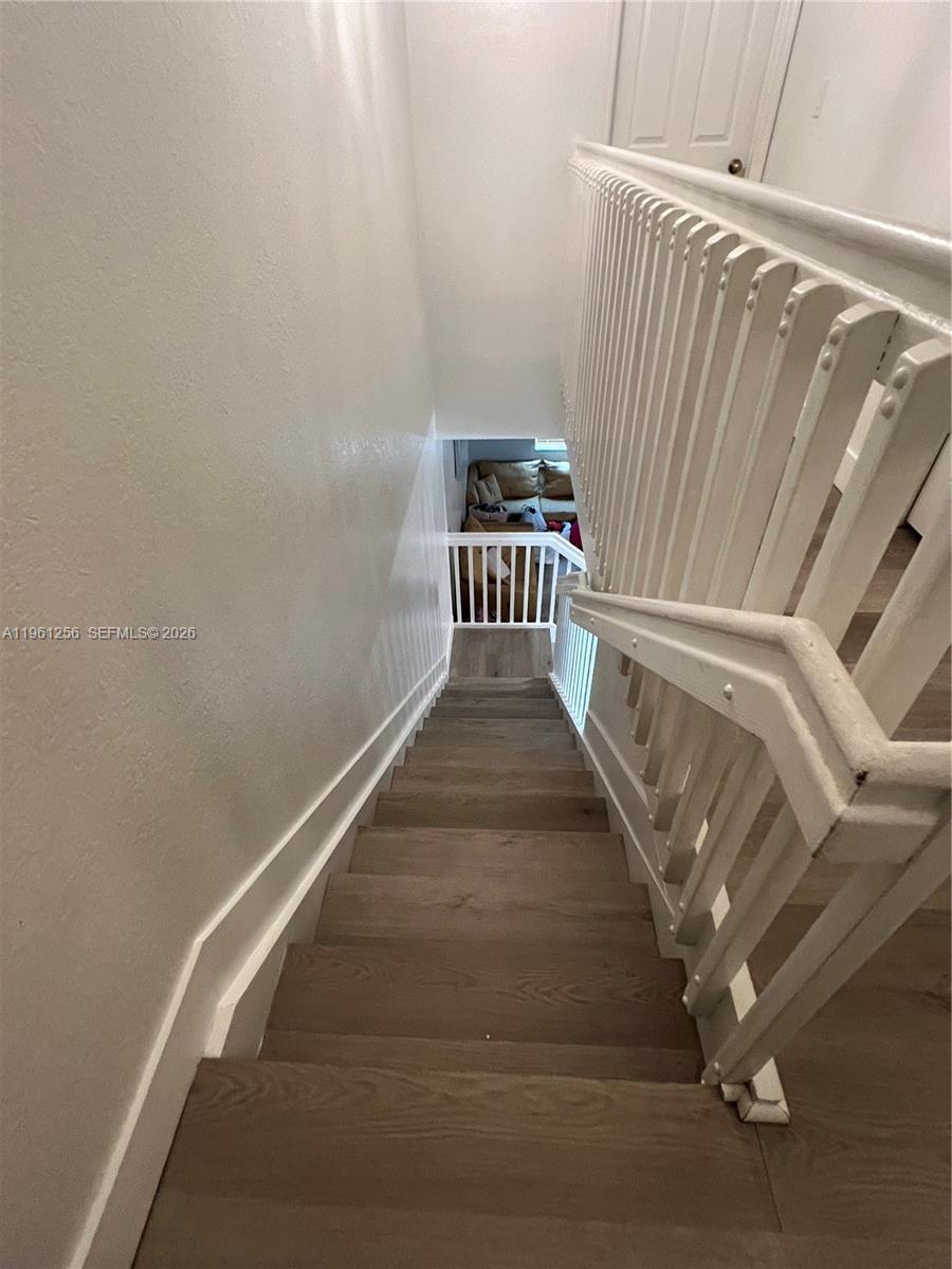 VILLAS AT CARMEL CONDO NO - Residential