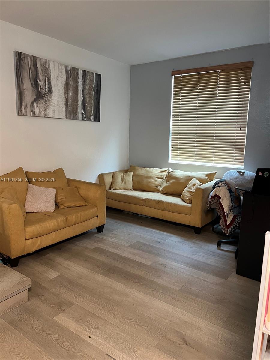 VILLAS AT CARMEL CONDO NO - Residential