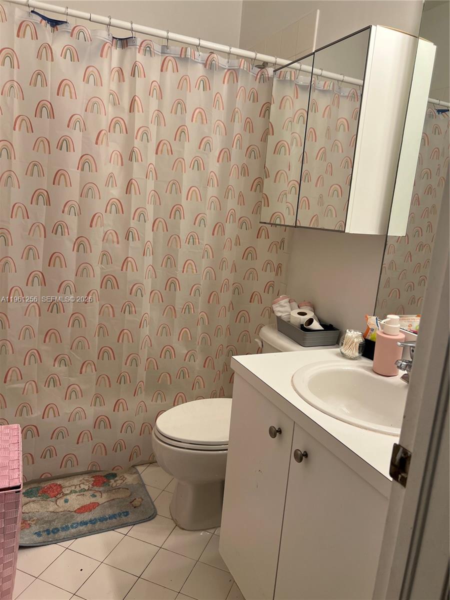 VILLAS AT CARMEL CONDO NO - Residential