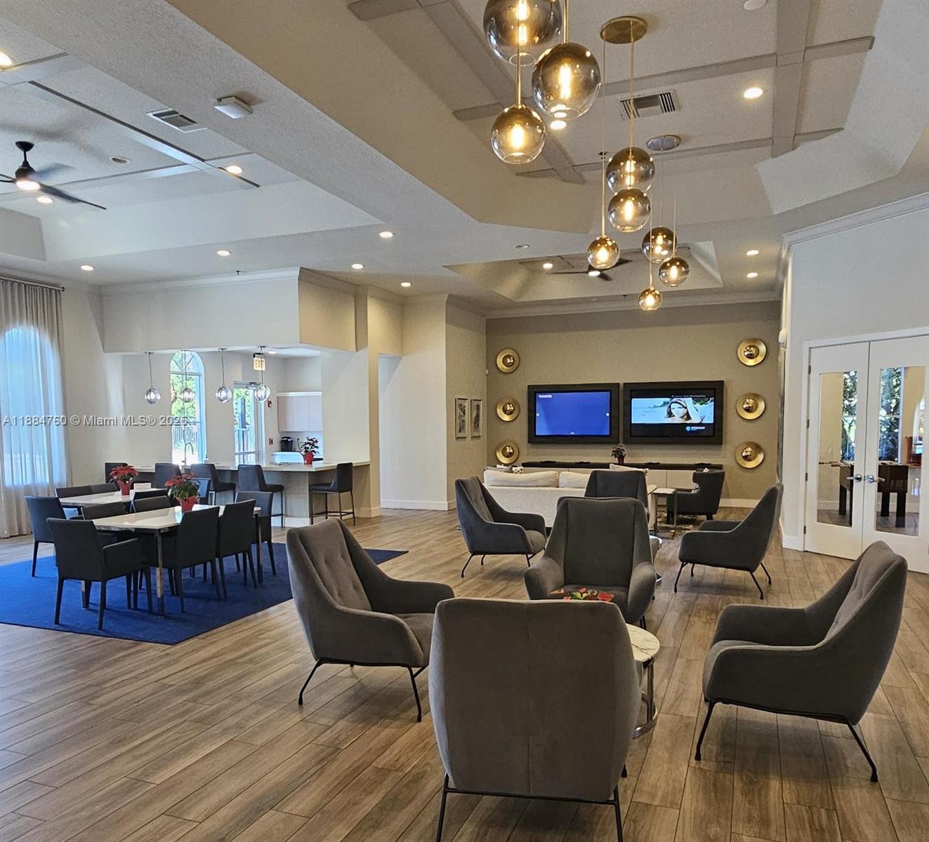 ISLES AT WESTON - Residential Lease