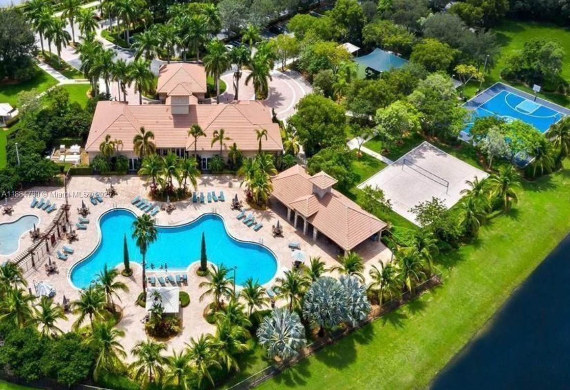 ISLES AT WESTON - Residential Lease