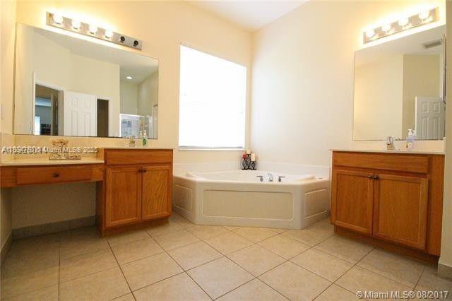 ISLES AT WESTON - Residential Lease