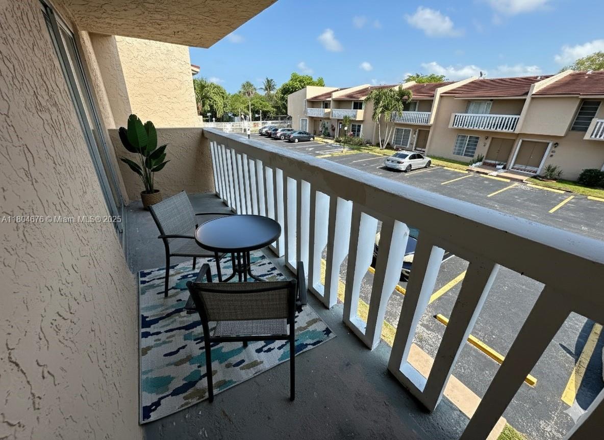 HERITAGE SQUARE CONDO - Residential Lease