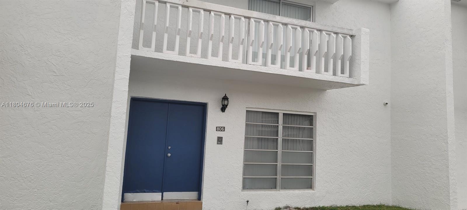 Address Not Disclosed, Palmetto Bay, Miami-Dade County, Florida - 3 Bedrooms  
3 Bathrooms - 