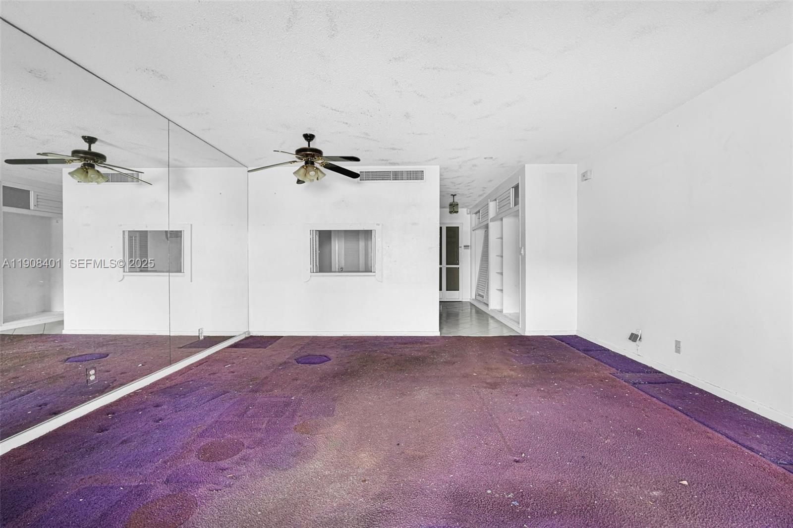 RIVER HOUSE GARDENS CONDO - Residential