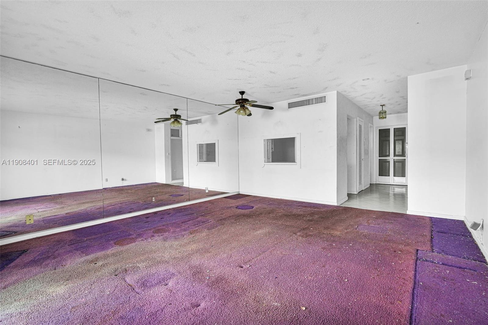 RIVER HOUSE GARDENS CONDO - Residential