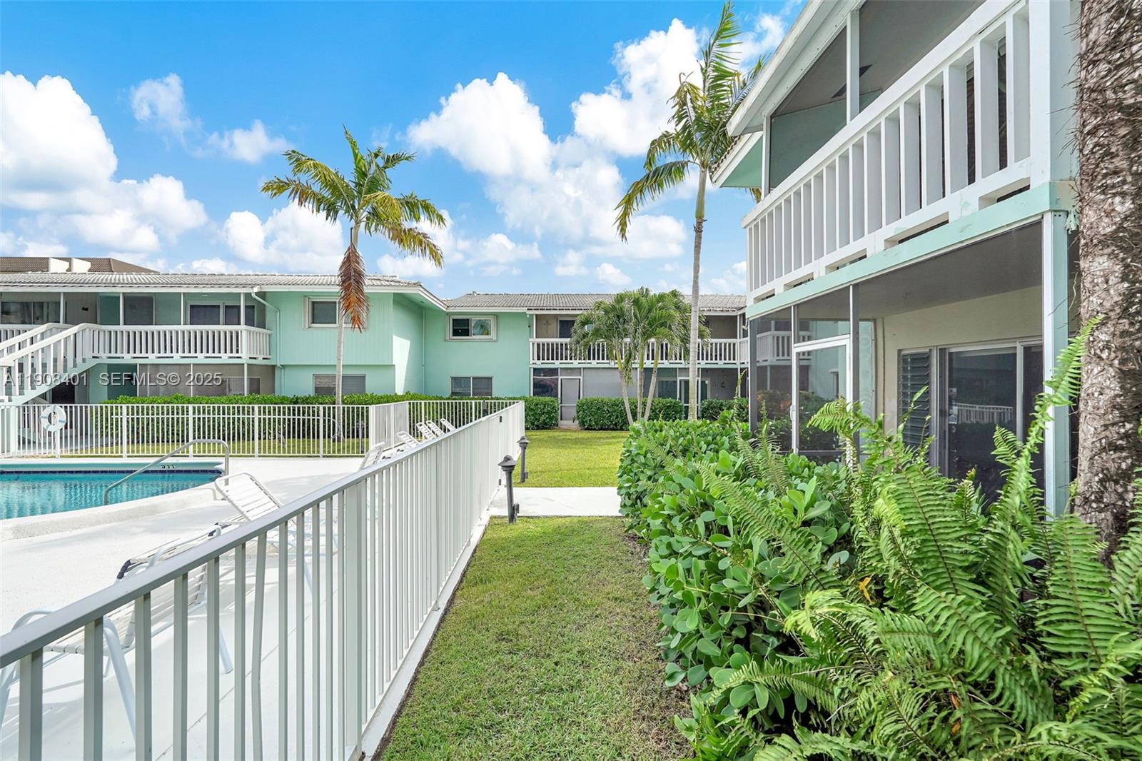 RIVER HOUSE GARDENS CONDO - Residential