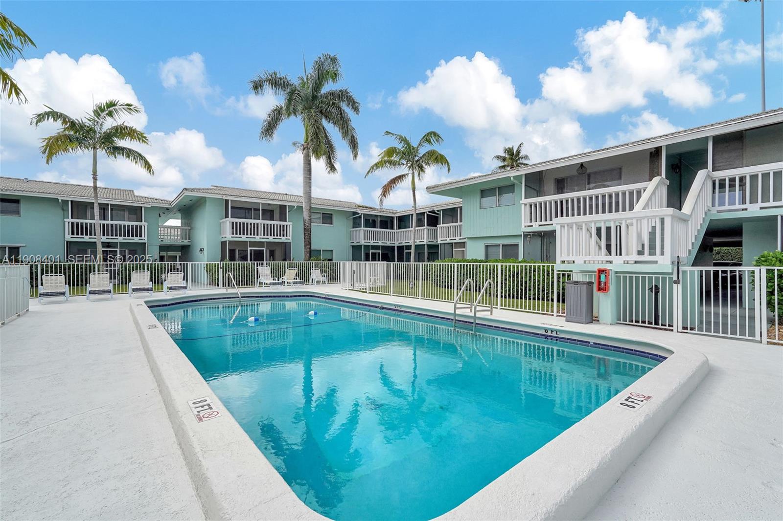 RIVER HOUSE GARDENS CONDO - Residential