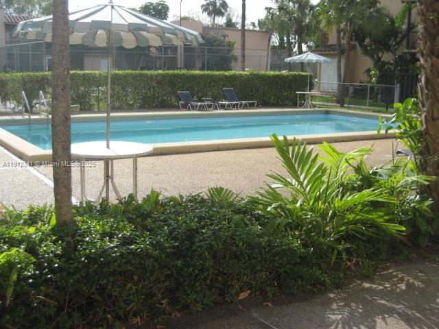 SPANISH TRACE CONDO - Residential Lease