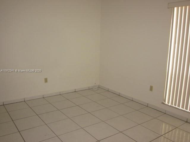 SPANISH TRACE CONDO - Residential Lease