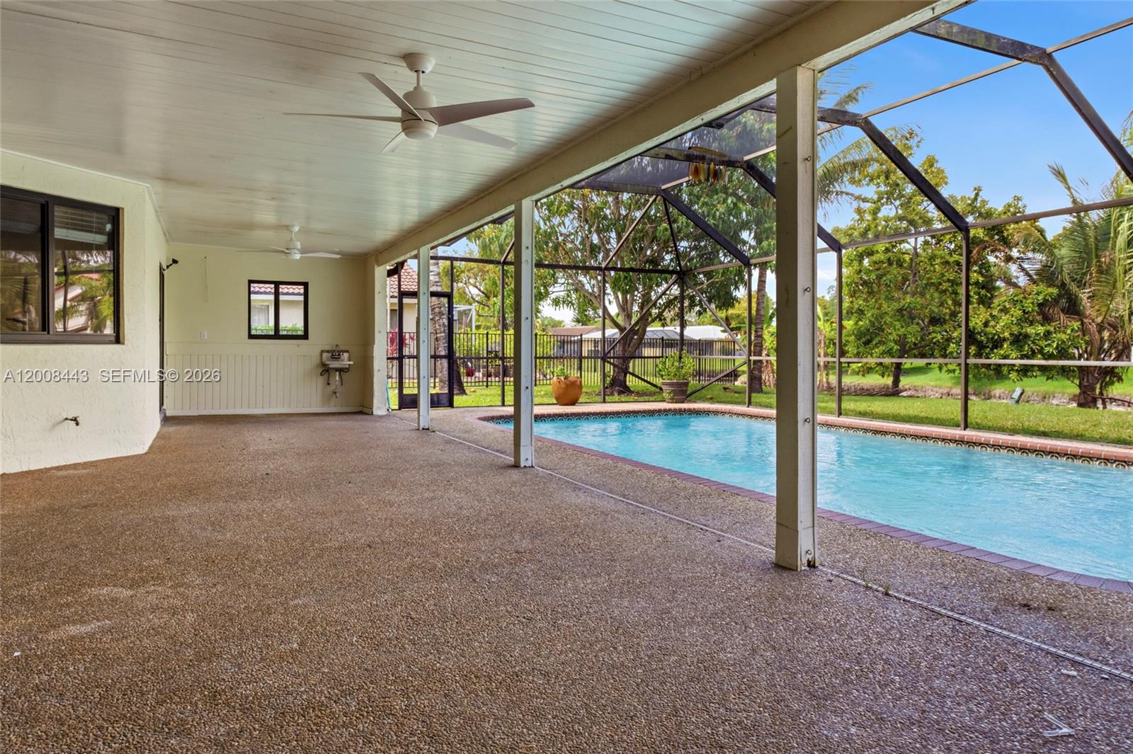 MAPLEWOOD - Residential