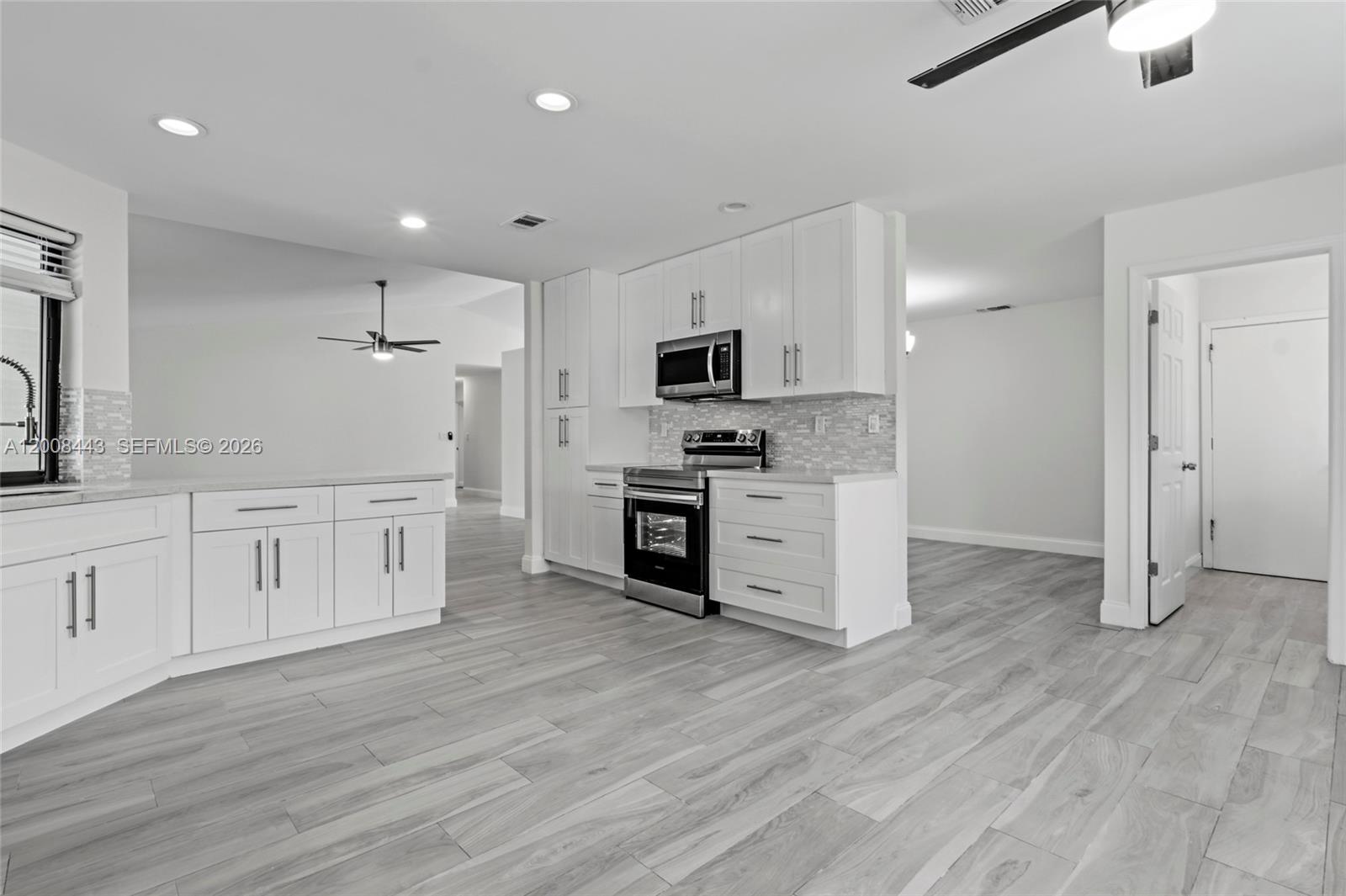 MAPLEWOOD - Residential