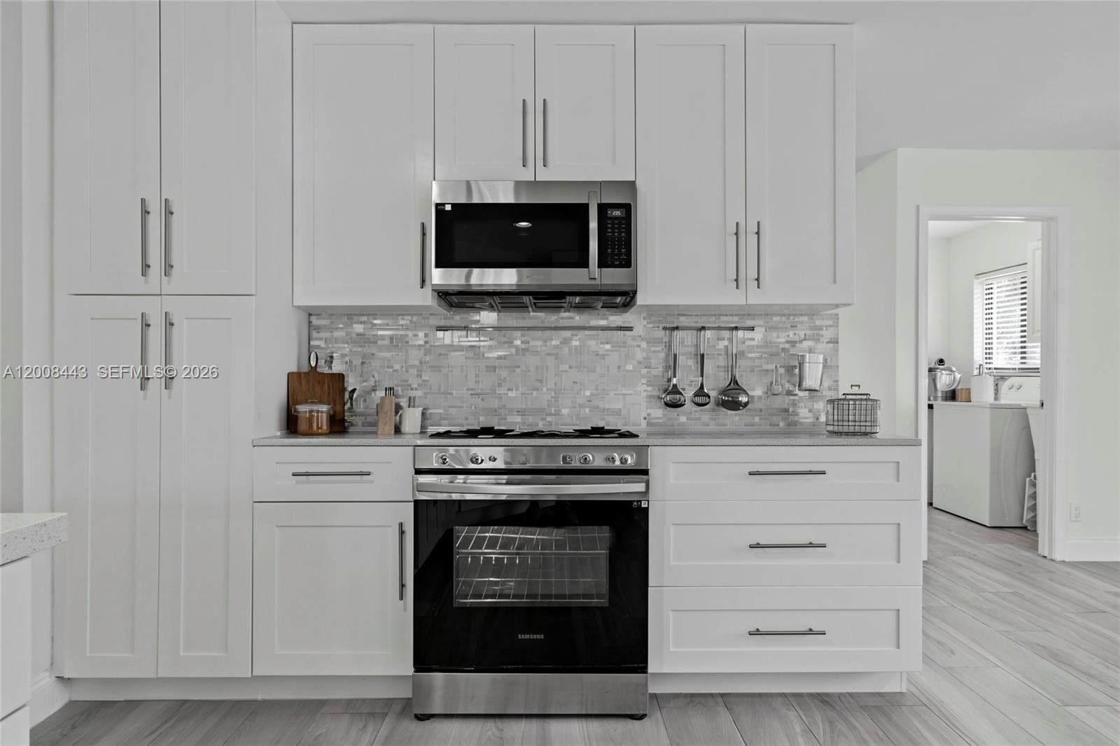 MAPLEWOOD - Residential