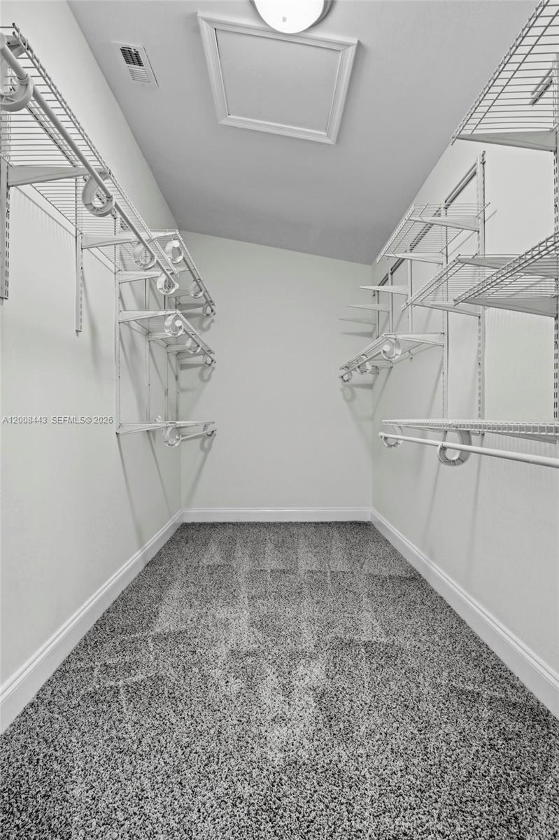 MAPLEWOOD - Residential