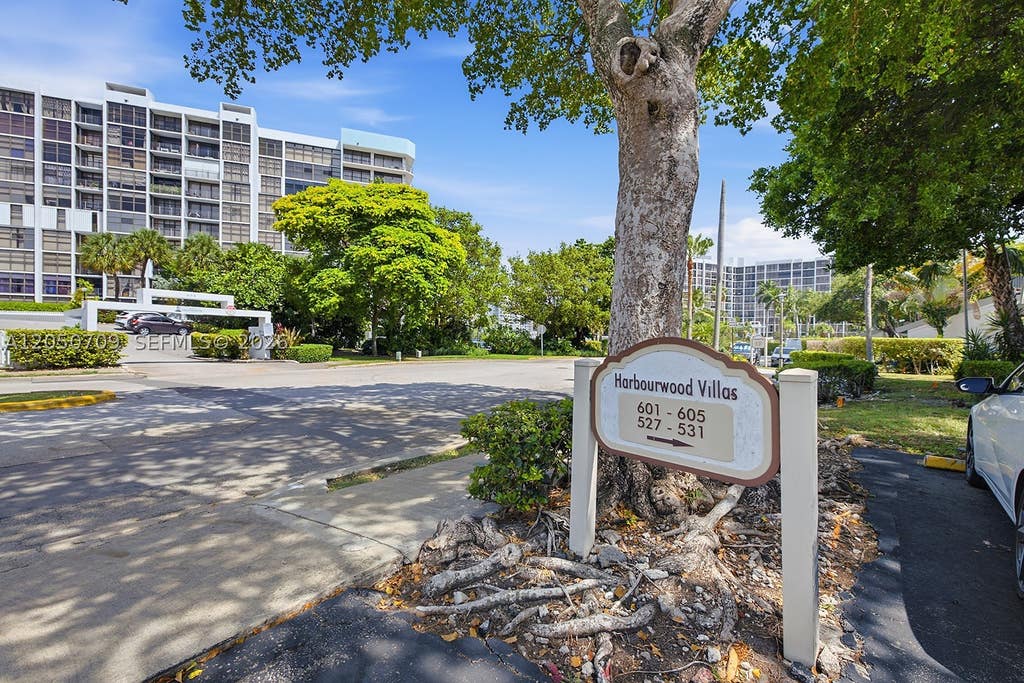 Photo of 605 Leslie Dr, Hallandale Beach, FL 33009 (MLS # A12050709)