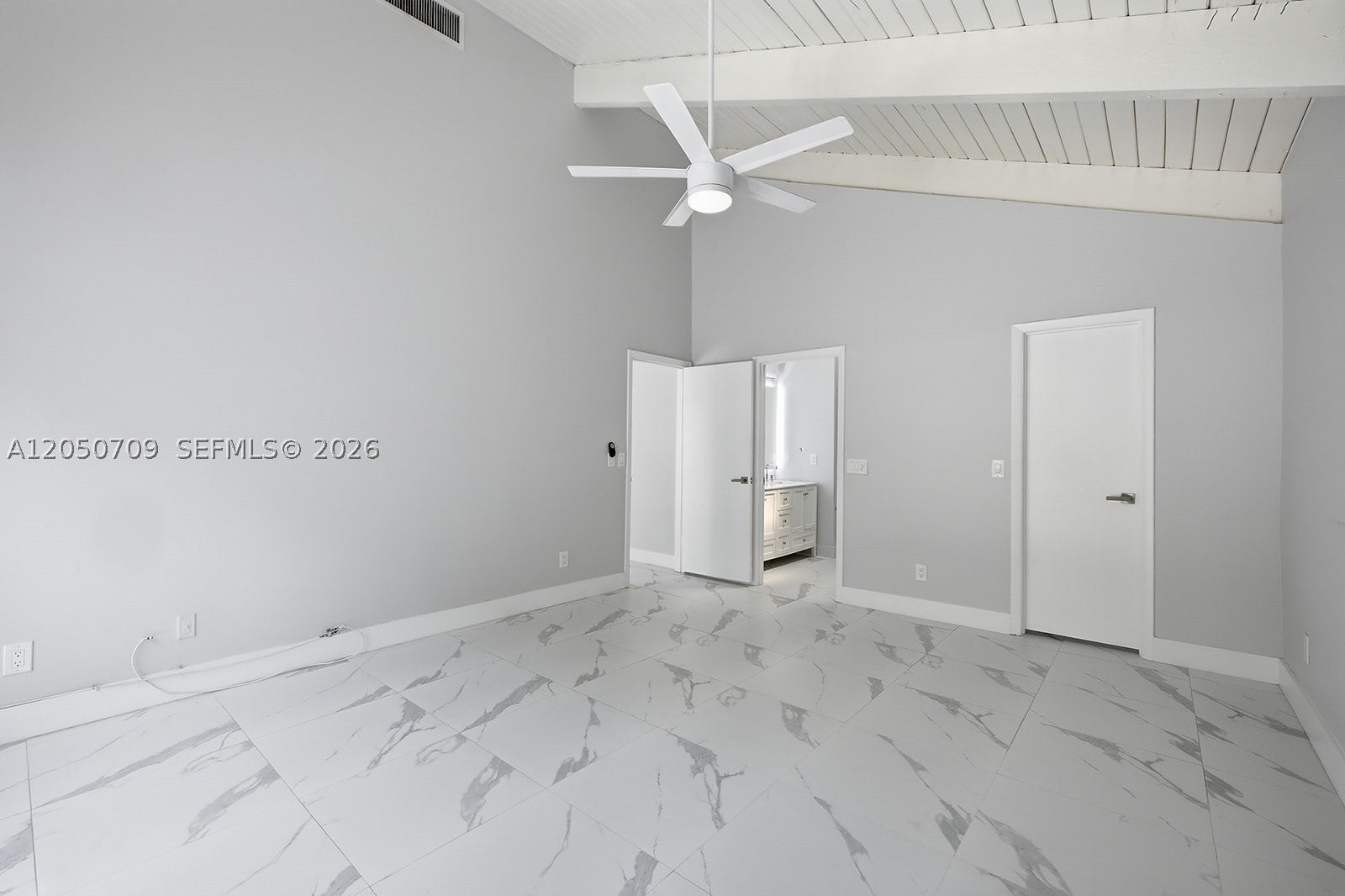 605 Leslie Dr