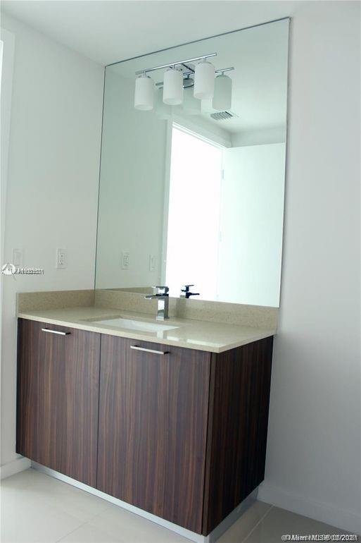 5252 PASEO CONDO - Residential