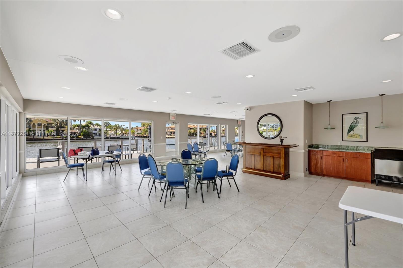 CORAL RIDGE TOWERS EAST C - Residential