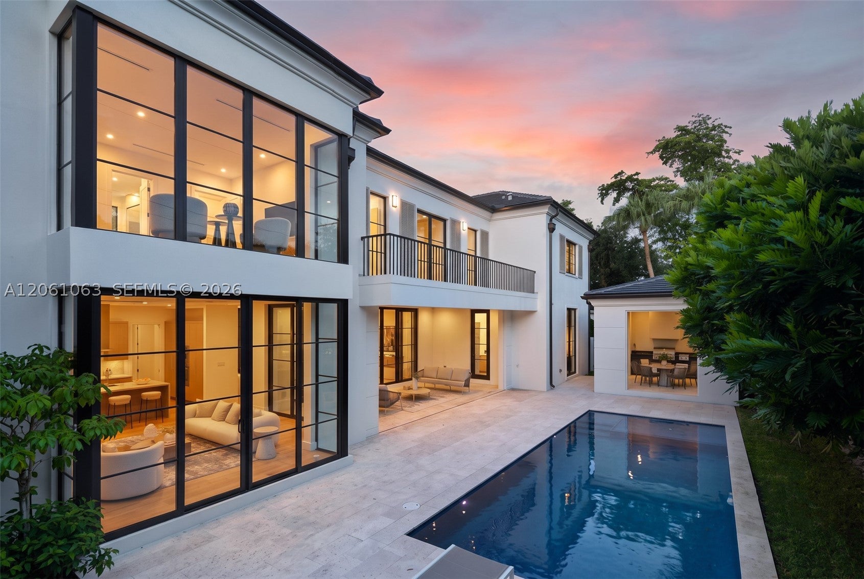 1220 S Alhambra Cir