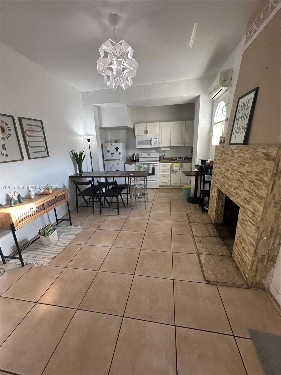 SHENANDOAH - Residential Lease