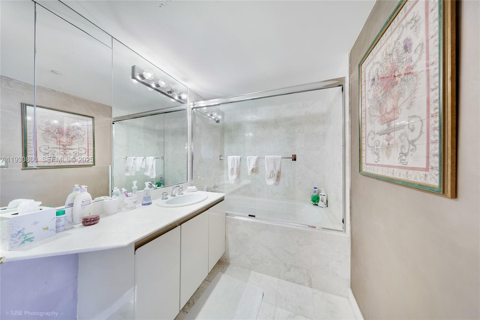 2600 ISL BLVD WILLIAMS IS - Residential