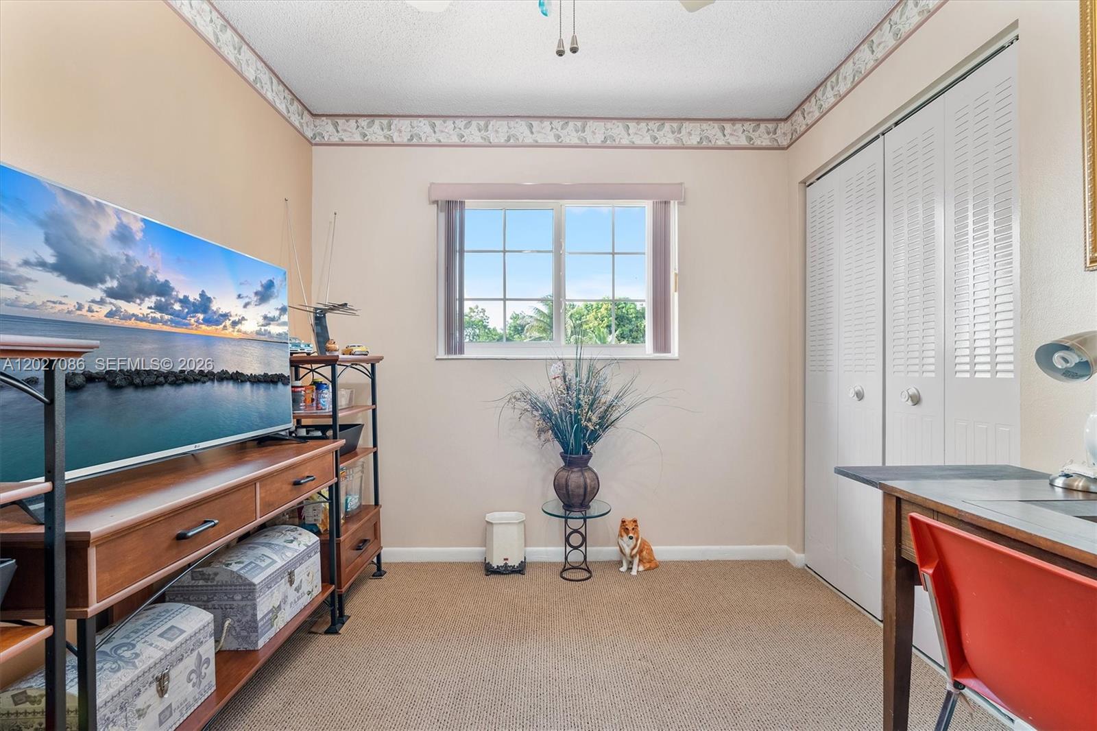 CAROL CITY LAKE STEVEN ES - Residential