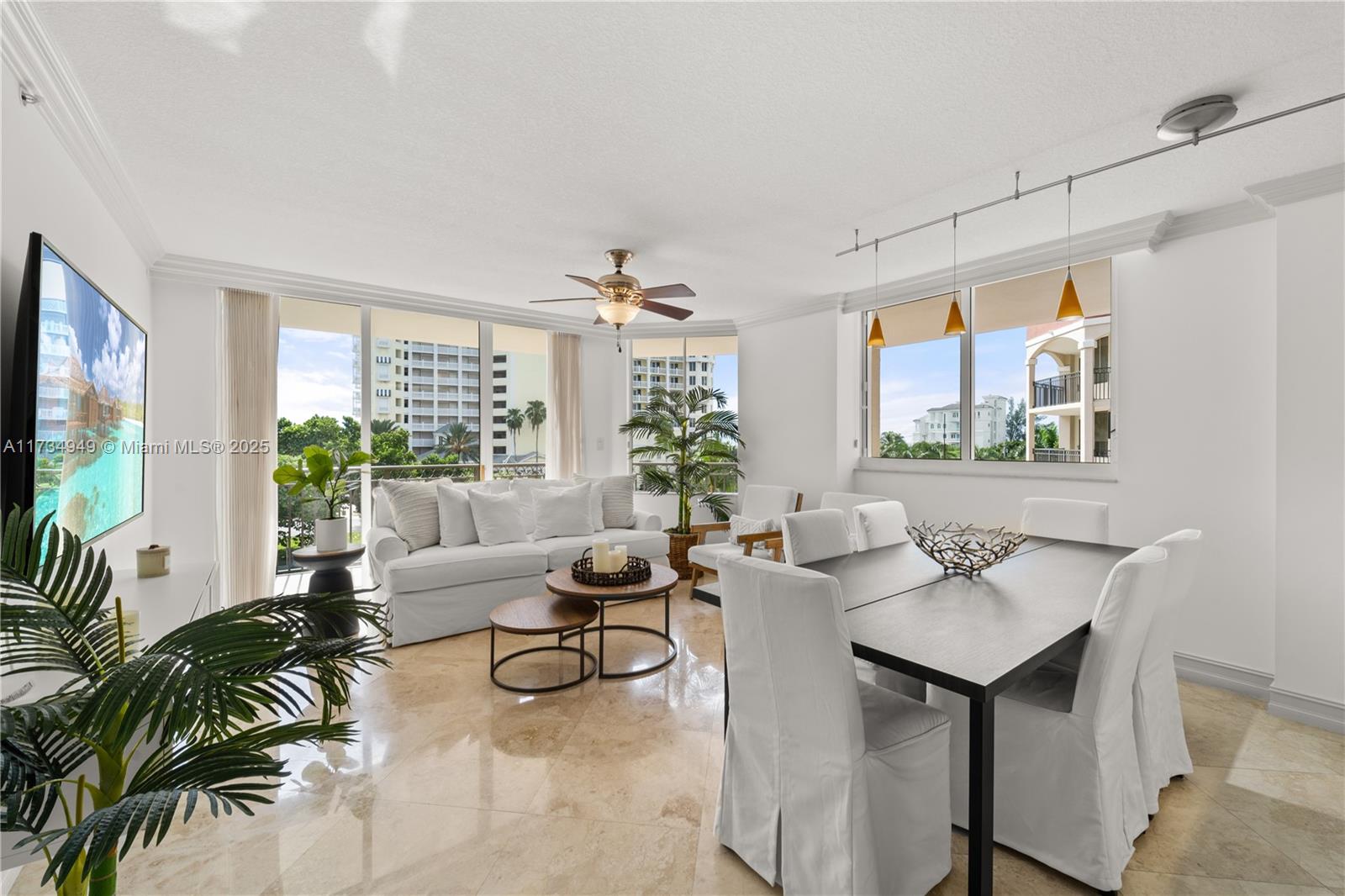 2011 N Ocean Blvd 401, Fort Lauderdale, Broward County, Florida - 3 Bedrooms  
2 Bathrooms - 