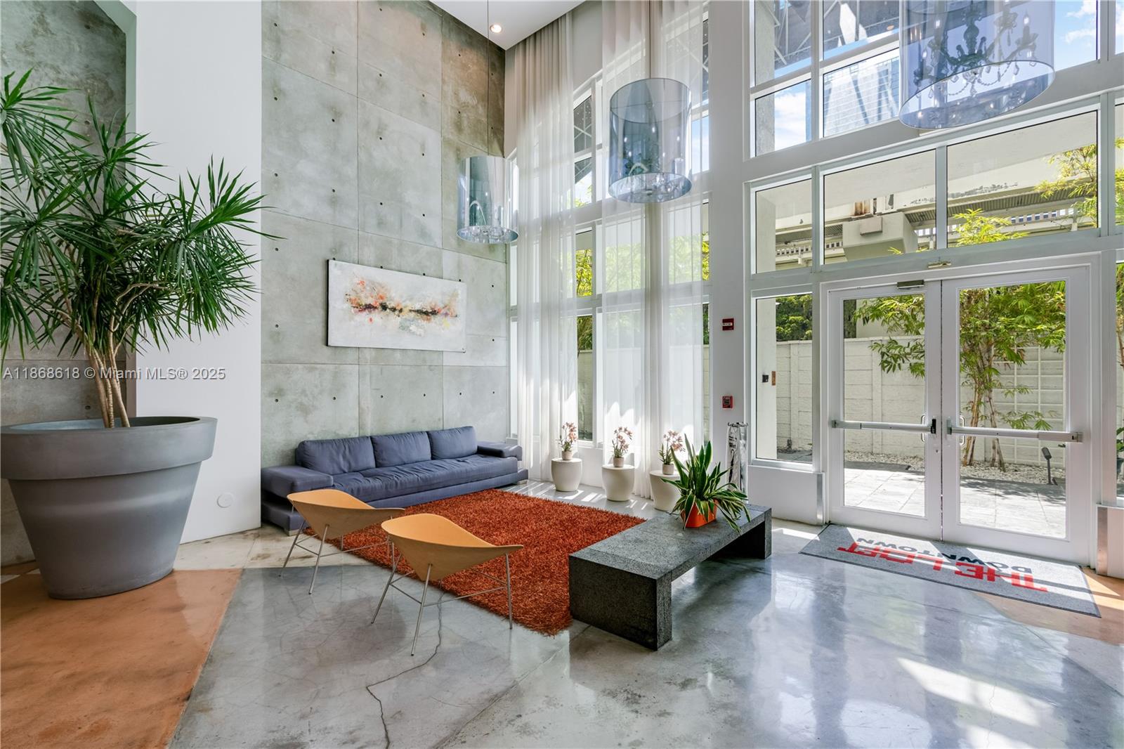 THE LOFT DOWNTOWN CONDO - Residential