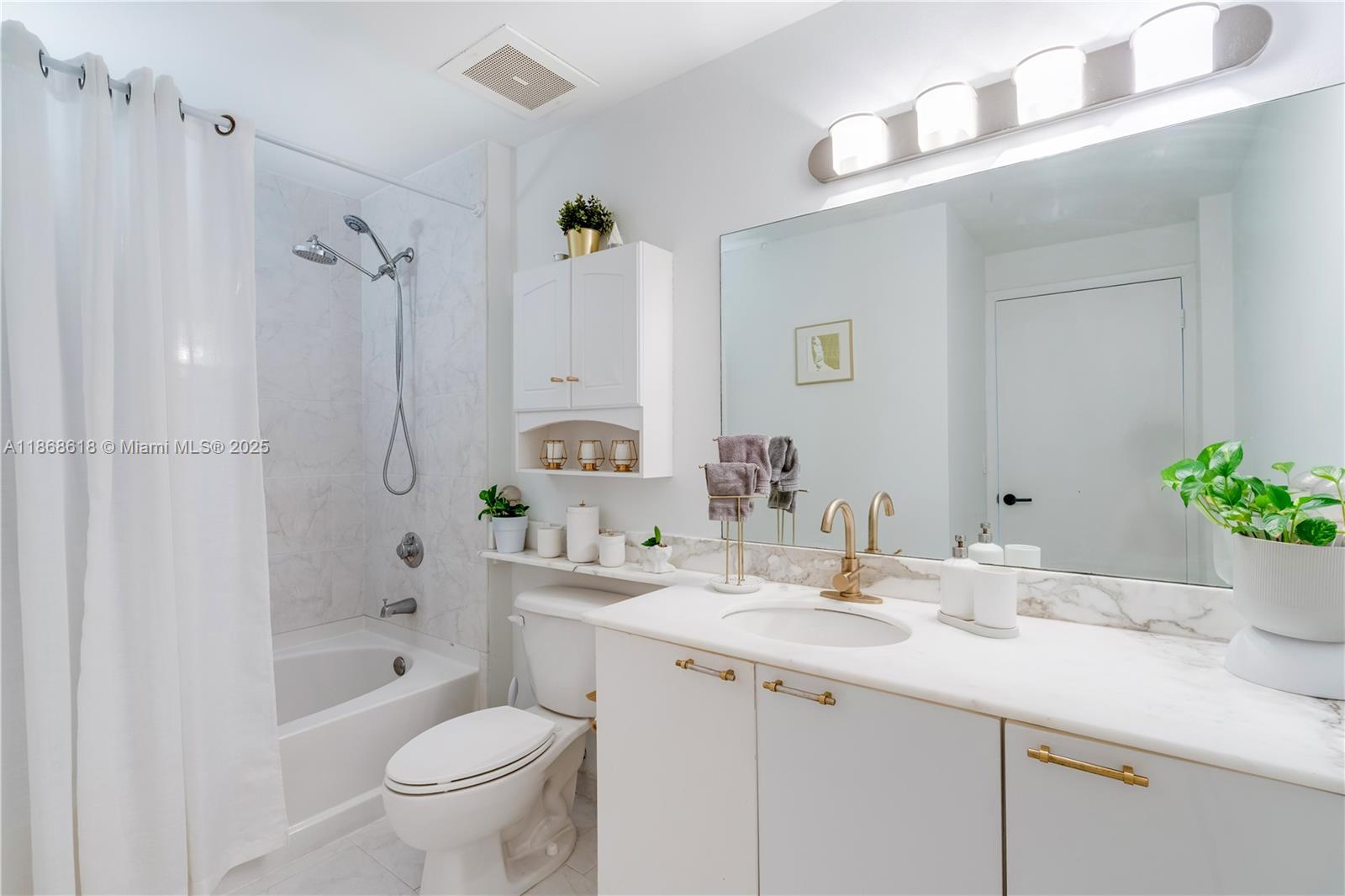 THE LOFT DOWNTOWN CONDO - Residential