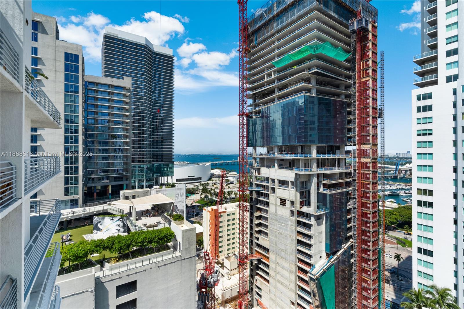 THE LOFT DOWNTOWN CONDO - Residential