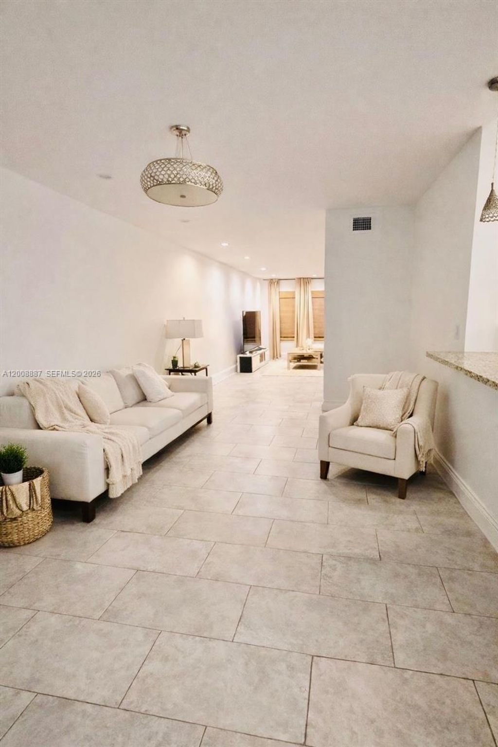 Photo of Hollywood, FL 33021 (MLS # A12008887)