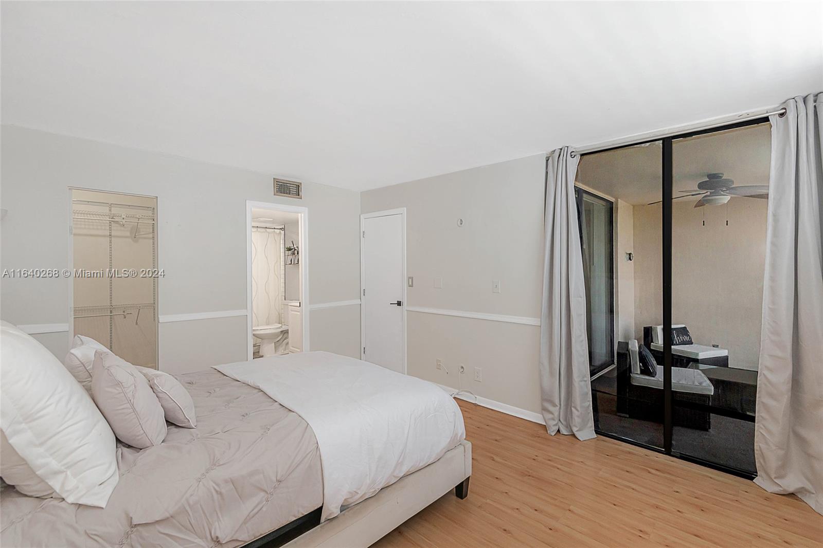 LAKE EMERALD CONDOMINIUM - Residential Lease