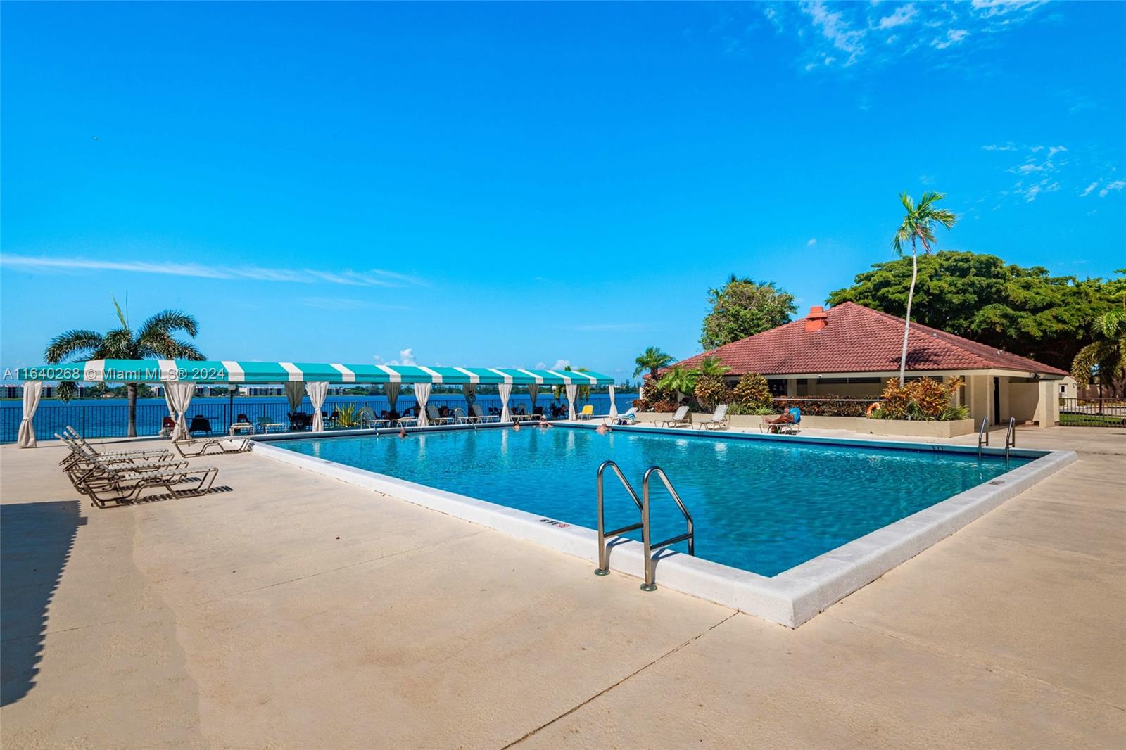 LAKE EMERALD CONDOMINIUM - Residential Lease