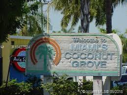 VILLAS AT BRIDGEPORT COND - Residential