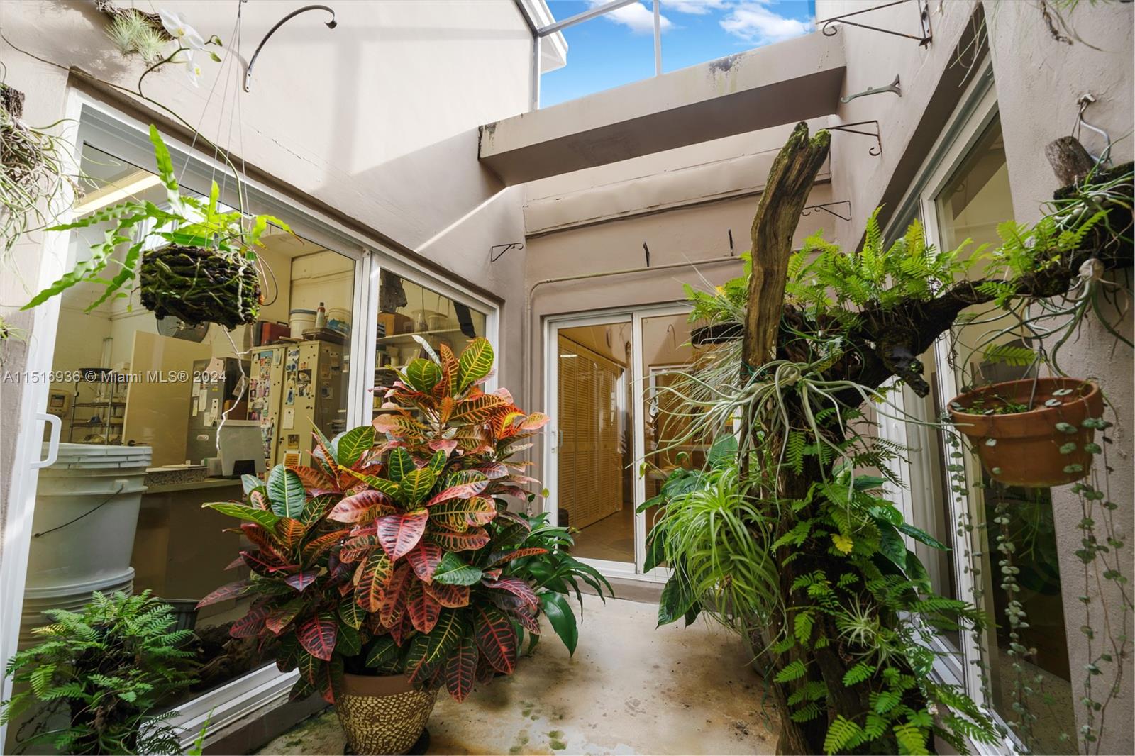 RANCHO VILLAS 1ST ADDN - Residential