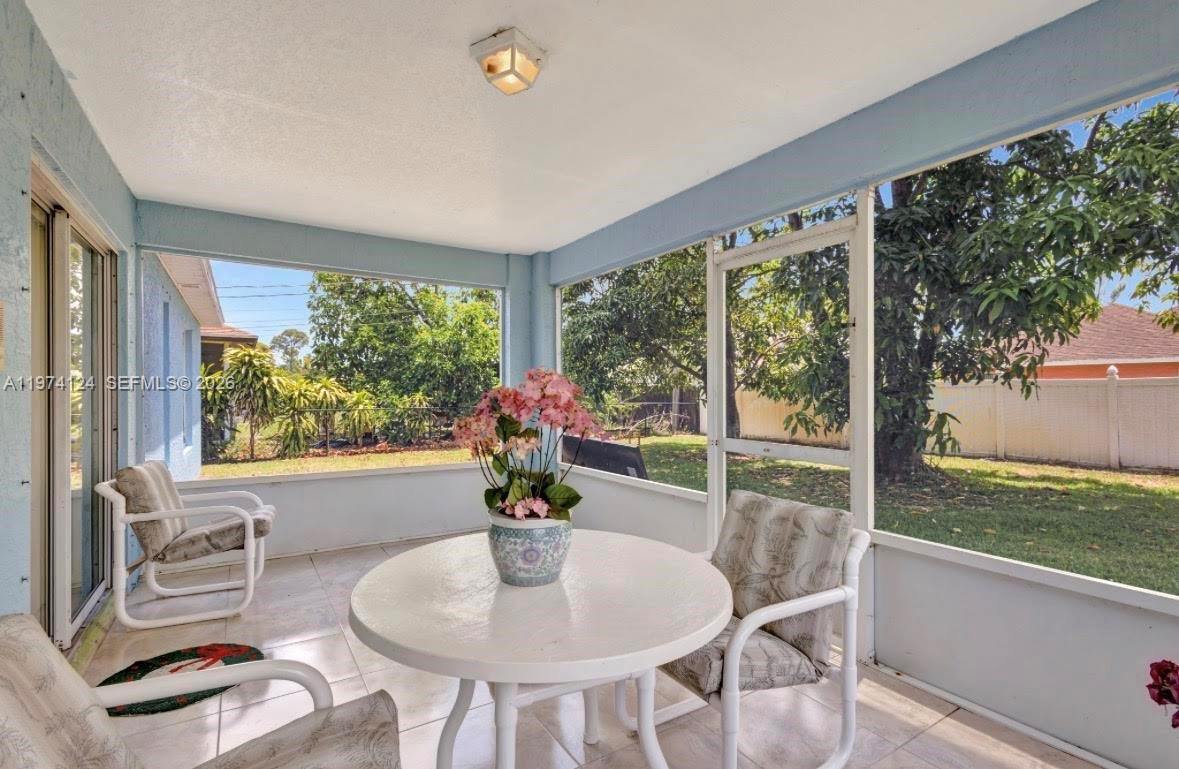 PORT ST LUCIE SECTION 17 - Residential