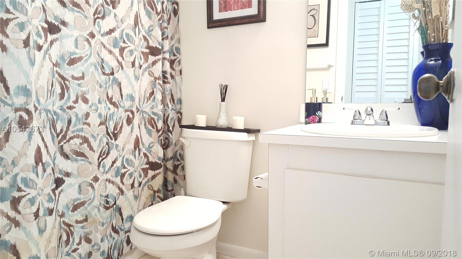 FAIRVIEW AT PEMBROKE POIN - Residential Lease