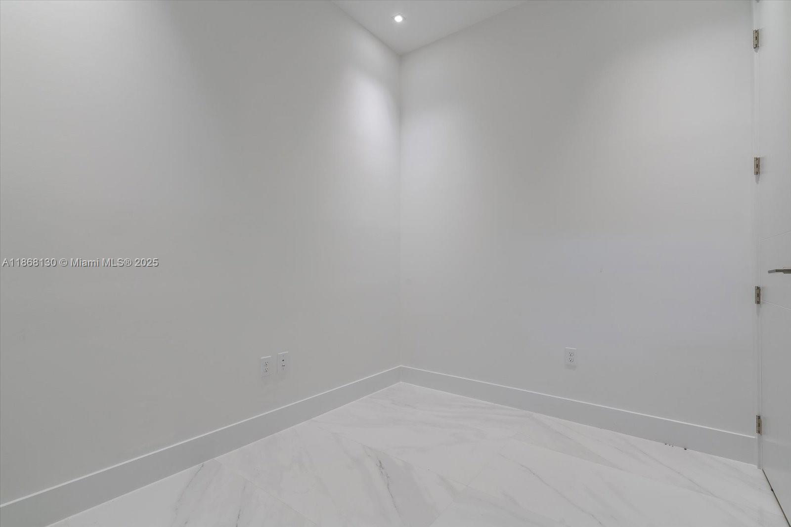 WATERWAYS SEC 5 - Residential Lease