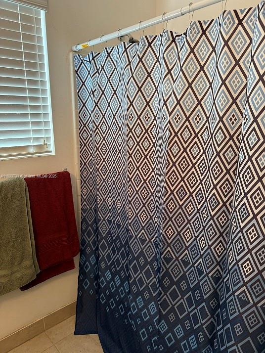 MANDARIN LAKES - Residential