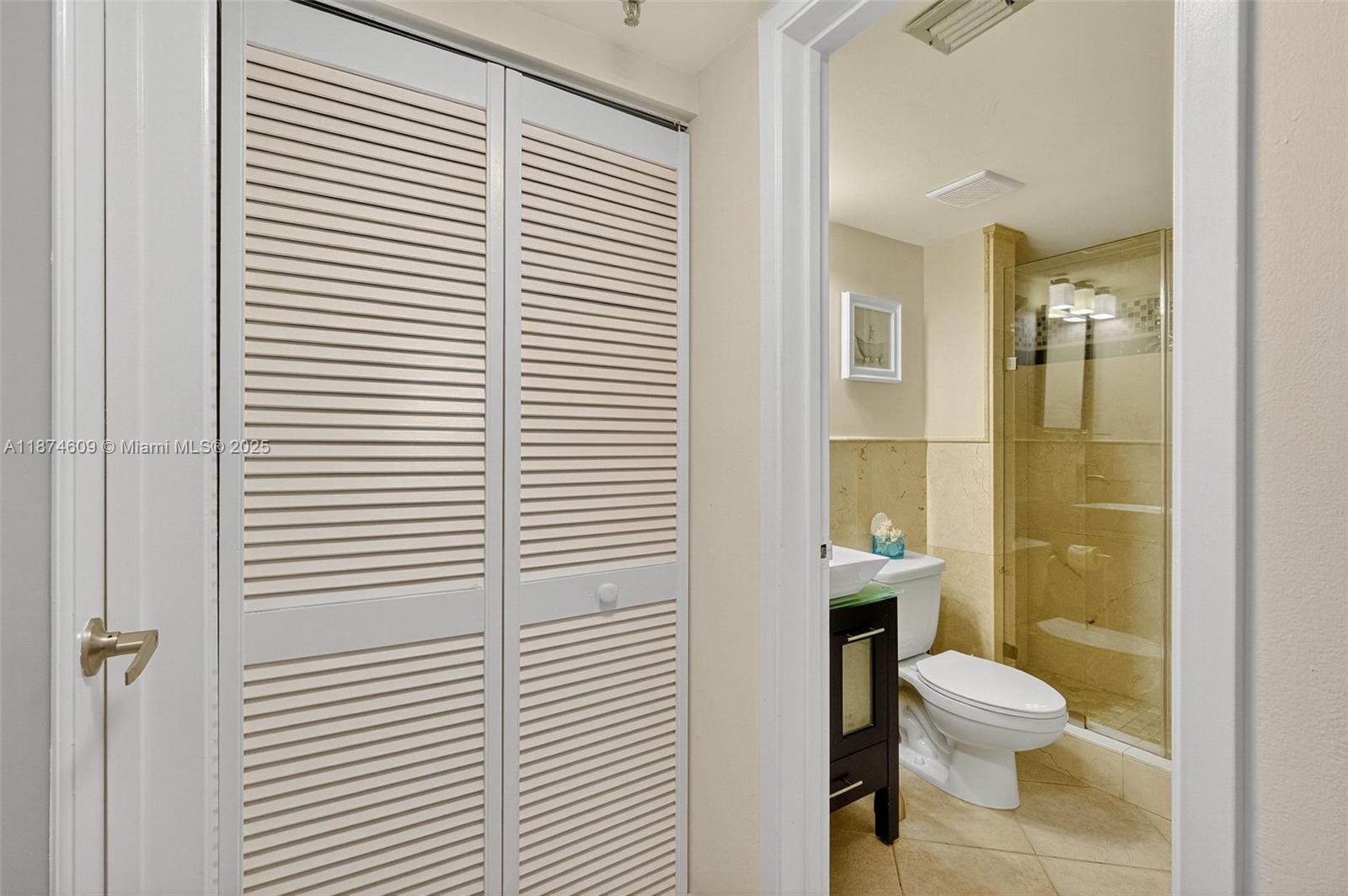 THE RIVIERA CONDO - Residential