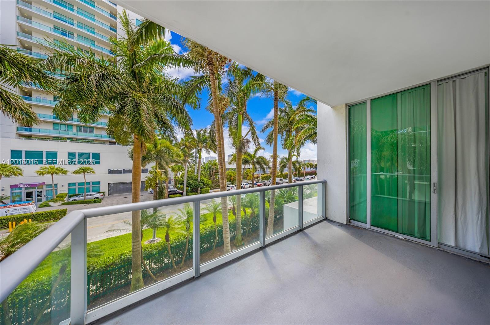 ELOQUENCE ON THE BAY COND - Residential Lease