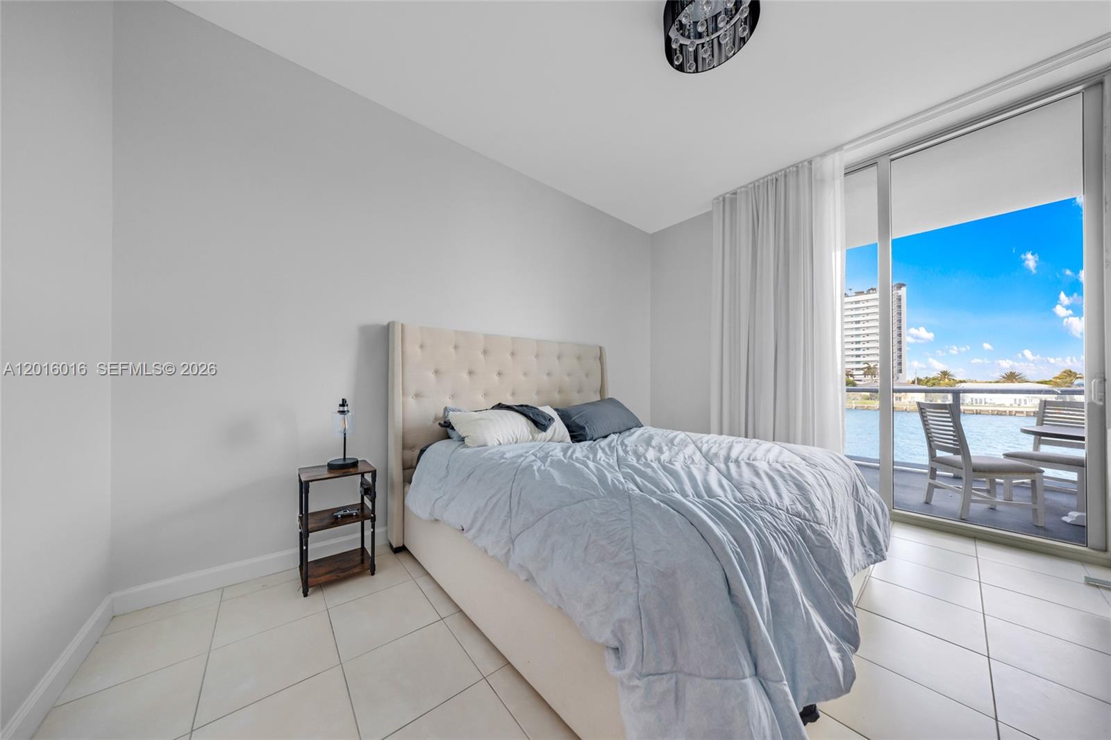 ELOQUENCE ON THE BAY COND - Residential Lease