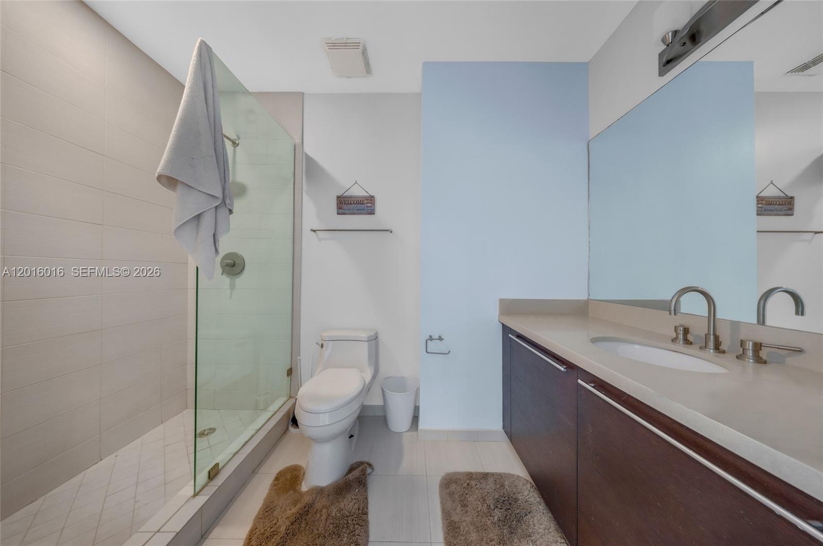ELOQUENCE ON THE BAY COND - Residential Lease