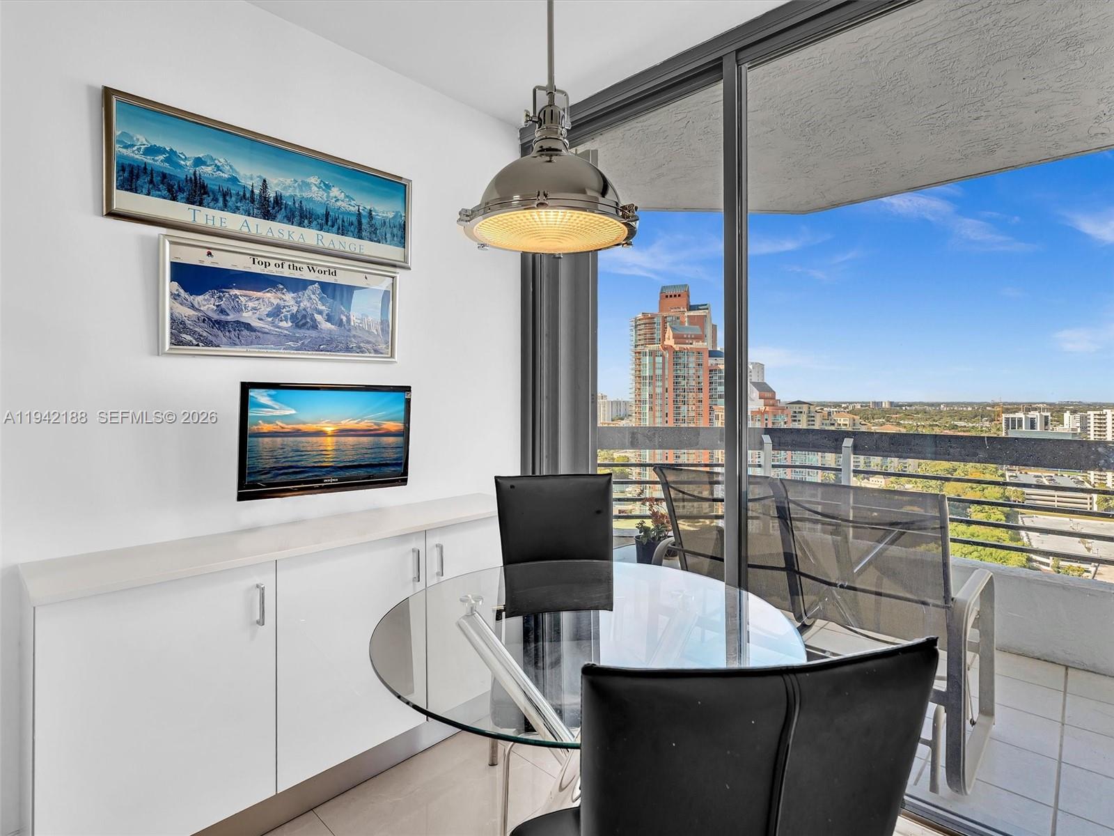 MYSTIC POINTE TOWER 500 C - Residential