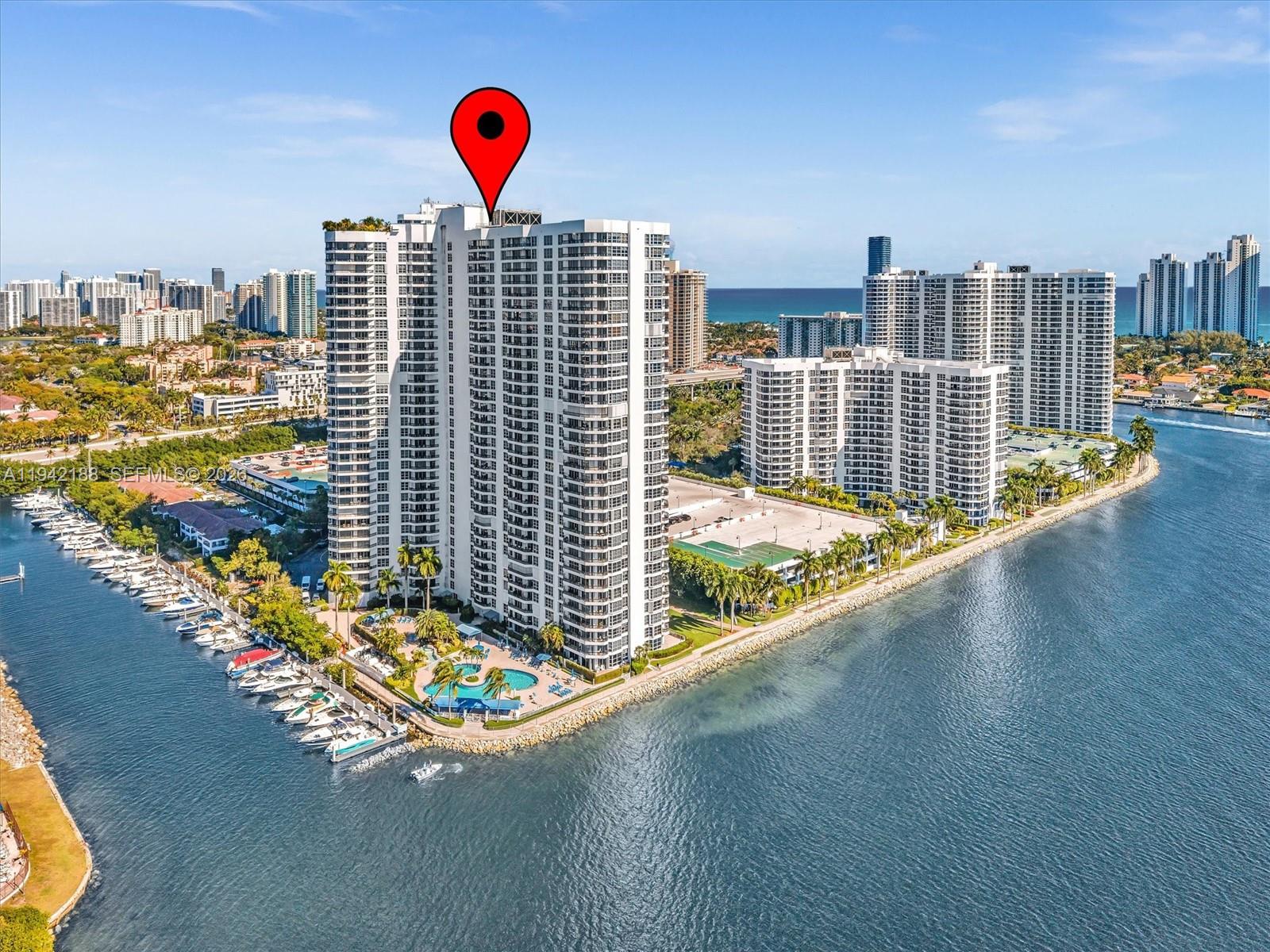 MYSTIC POINTE TOWER 500 C - Residential