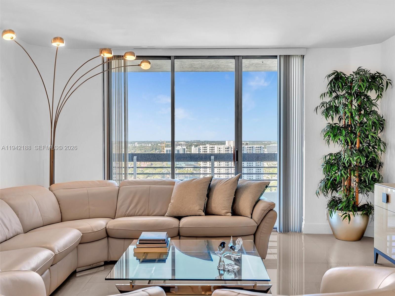 MYSTIC POINTE TOWER 500 C - Residential