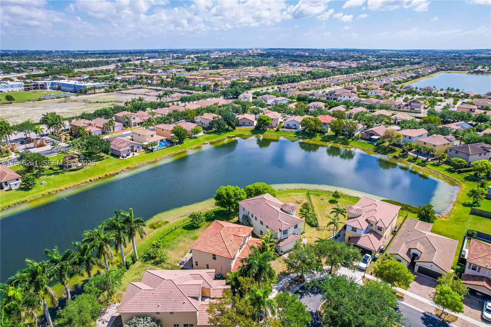 VENTANAS AT HOMESTEAD - Residential